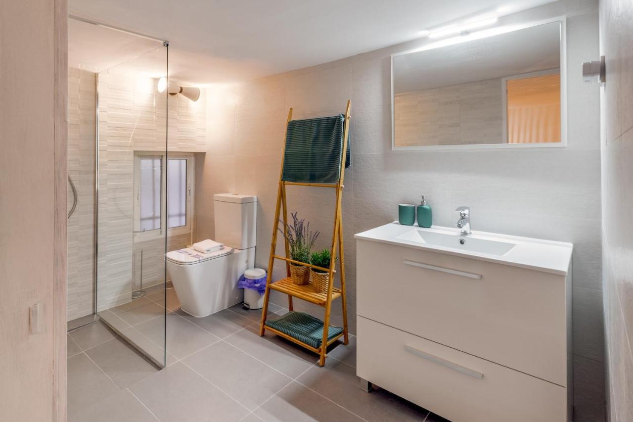1 Bedroom 1 Bathroom Furnished - Lavapies - Duplex Madrid Exterior foto